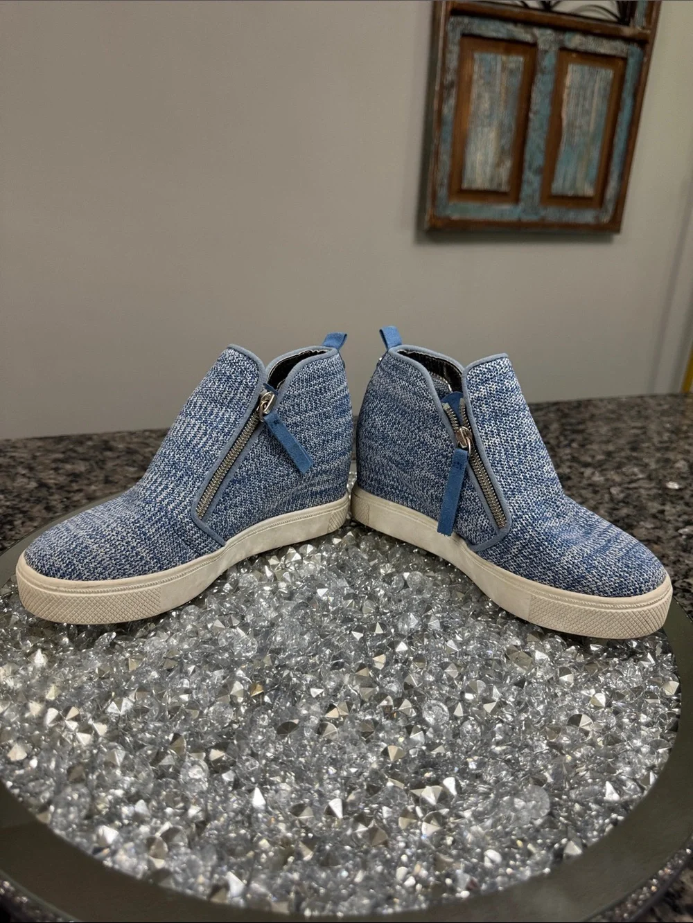 Steve Madden Blue Knit Wedge Sneaker with Side Zip EUC 1